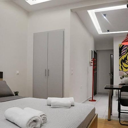Apartment At Eksarhia Center Athens Exterior photo